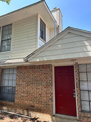 205 S Kenney St #C Photo 1
