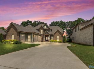 14318 Muirfield Dr, Athens, AL 35613