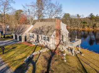 15 Roberts St, Chelmsford, MA 01824