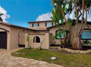 752 Pruitt Dr, Madeira Beach, FL 33708