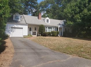 44 Silver Lake Dr, Agawam, MA 01001