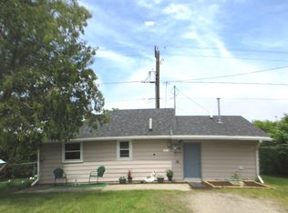 2416 17th Ave, Menominee, MI 49858