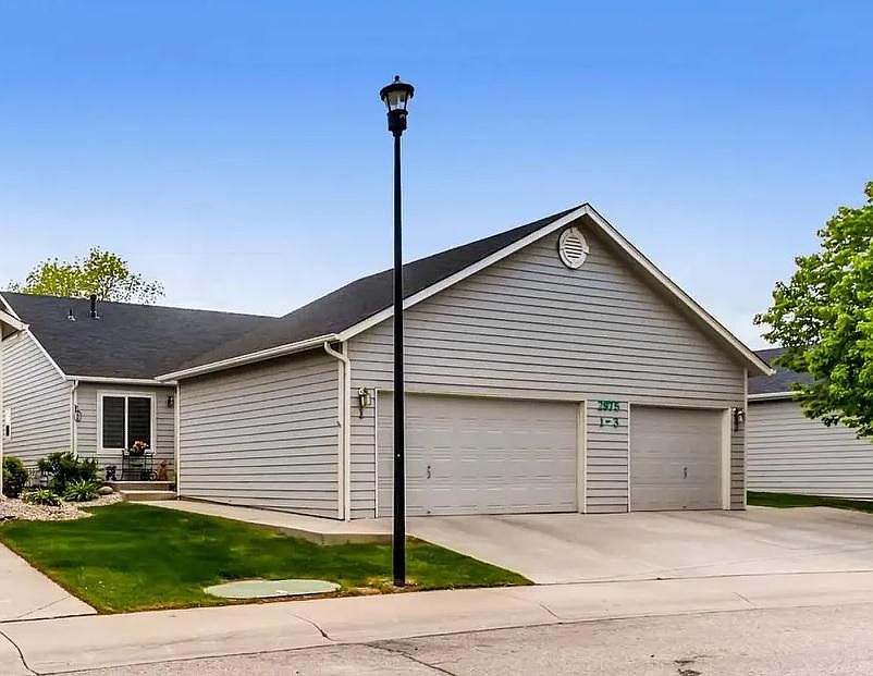 Garage leading into townhome