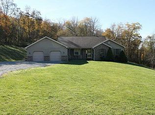 73 Woodland Rd, Daisytown, PA 15427