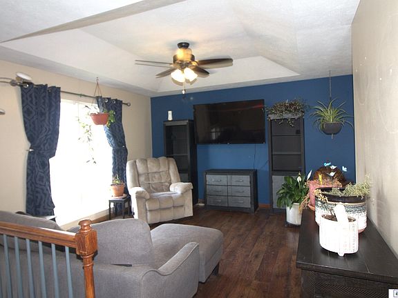 5th image of 1705 Hogantown Dr
