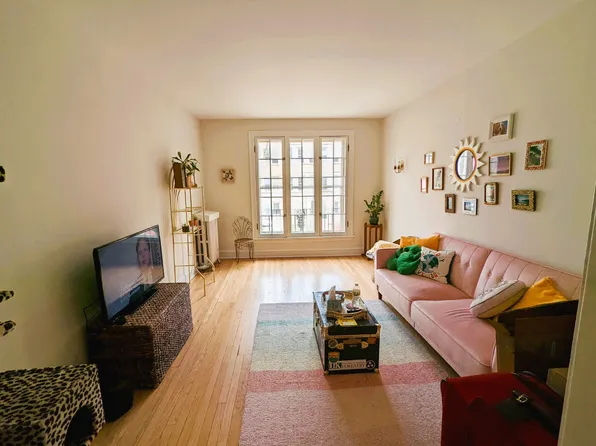 1500 W Chase Ave, Chicago, IL