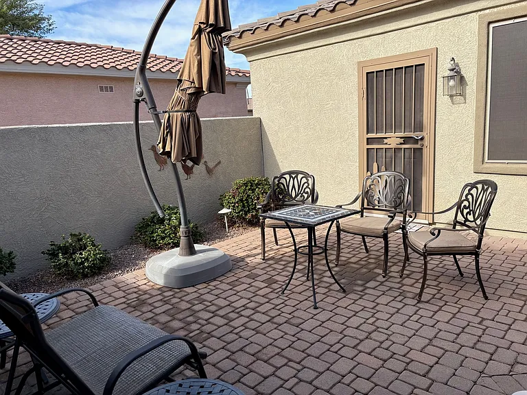 Courtyard and entrance to Casita