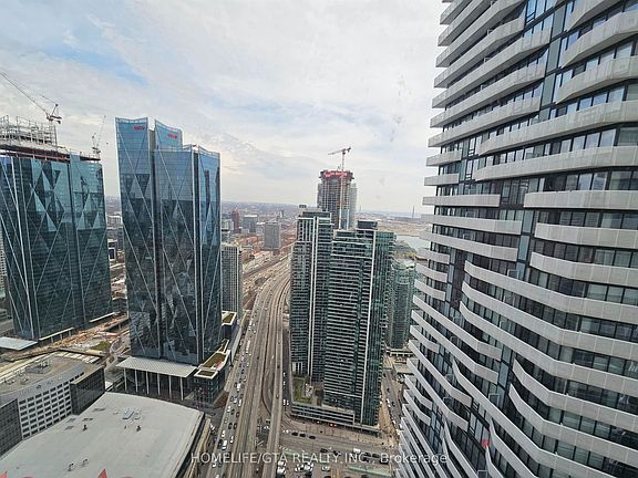 2nd image of 100 Harbour St #5904