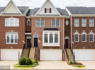 6818 Witton Cir, Gainesville, VA 20155