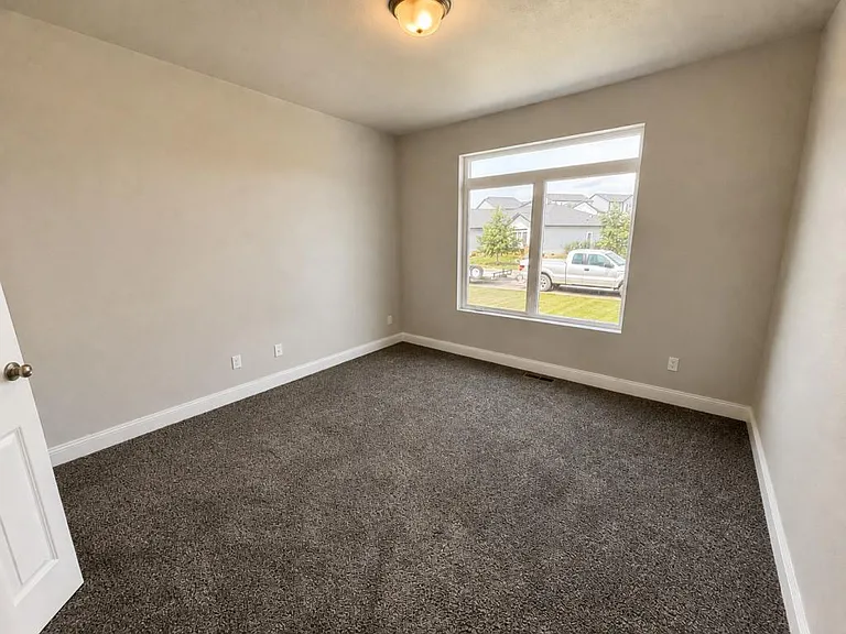 4810 Cornice Dr — Photo 18