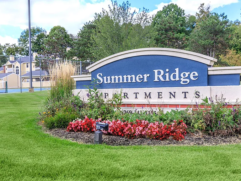 Summer Ridge — Photo 21