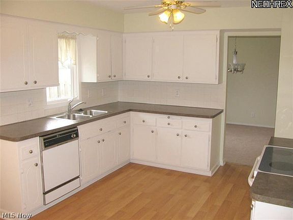 2nd image of 33217 N Roundhead Dr
