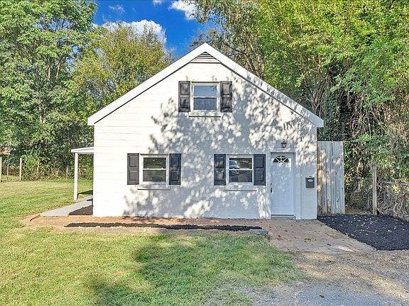 2nd image of 2608 Dorchester Dr NW