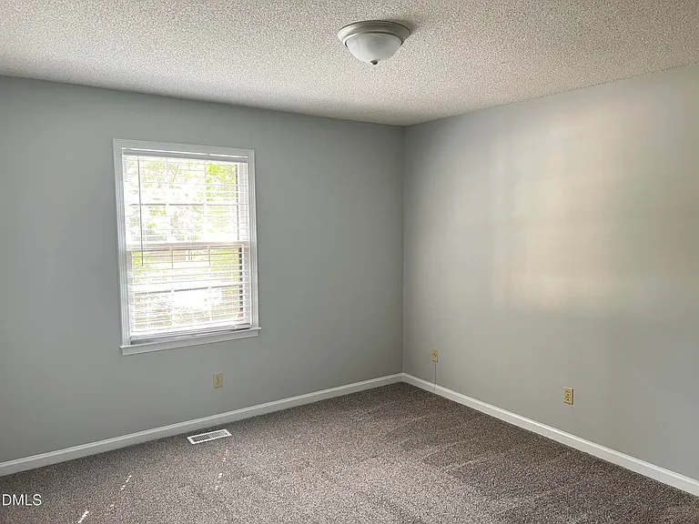 200 Lake Pine Dr — Photo 14
