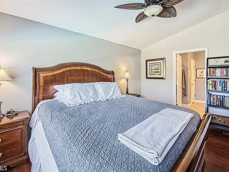 10092 Oakhurst Way — Photo 15