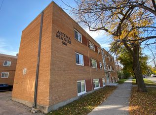 566 McMillan Ave #4, Winnipeg, MB R3L0N6