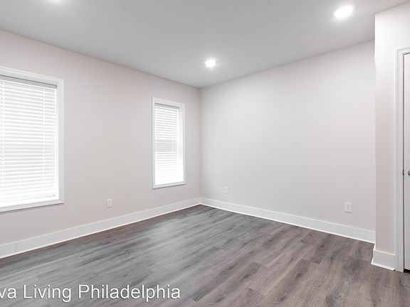 2nd image of 839 E Willard St Floor 2