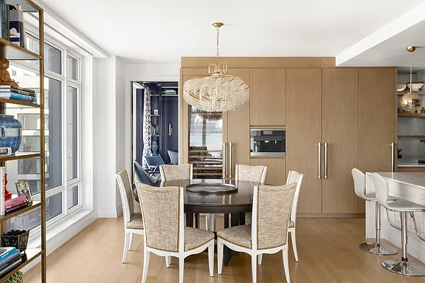 Sold by Corcoran | media 72