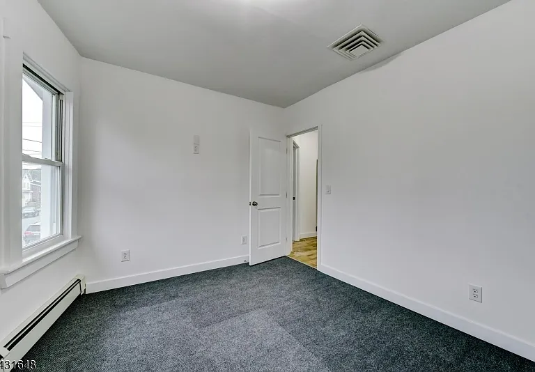 40 Grove St — Photo 41