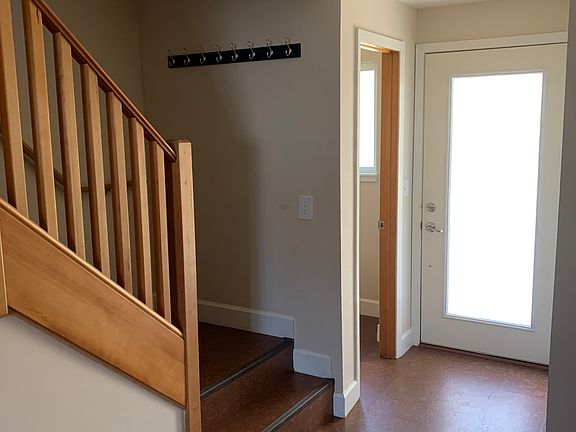4th image of 1706 Avalon Way Unit 3