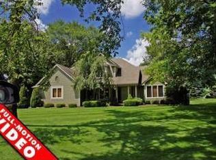 380 Clint Ct, Lake Orion, MI 48362