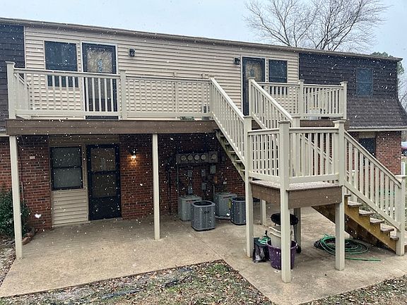 5th image of 418 Christopher Pl #D