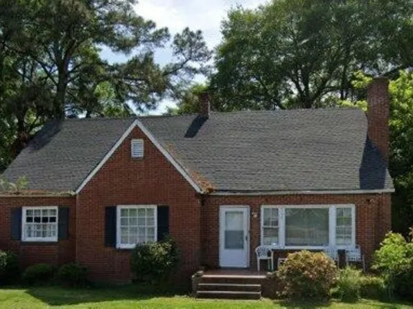 6754 Main St, Stantonsburg, NC 27883