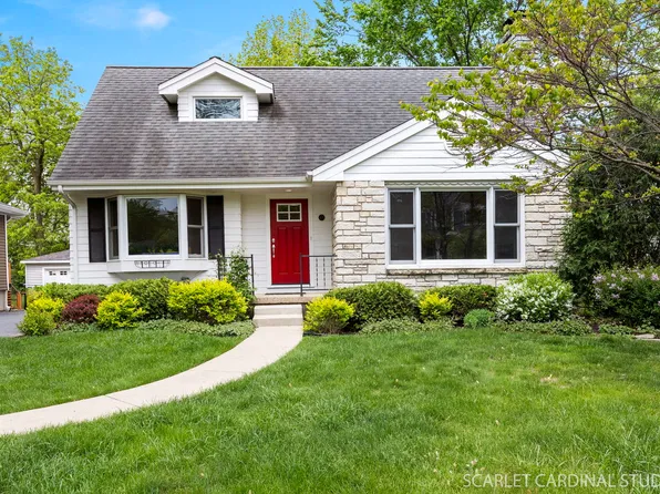 300 N Kenilworth Ave, Glen Ellyn, IL 60137