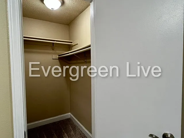 109 Barnsbury Ct — Photo 12