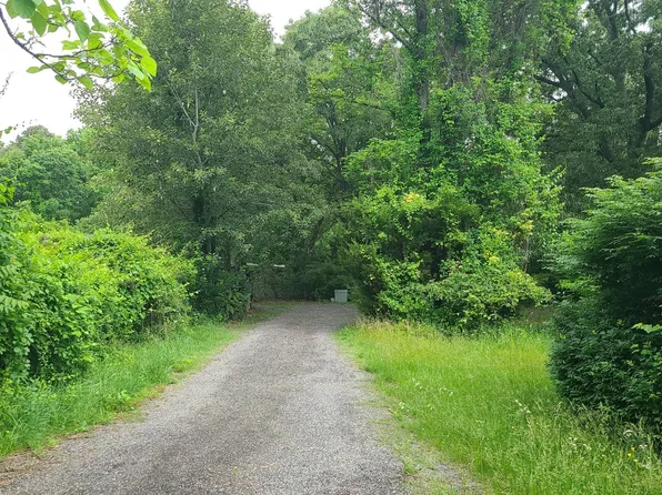 1298 Sleepy Hollow Rd, Severn, MD 21144