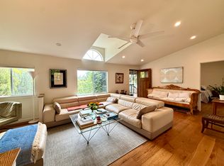 6702 Casitas Pass Rd, Carpinteria, CA 93013