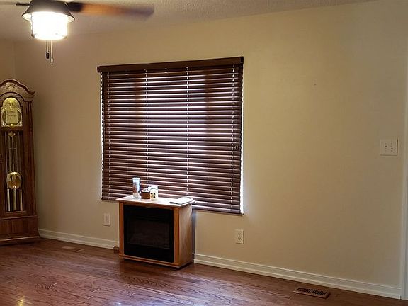 2nd image of 2171 Shelby Ave