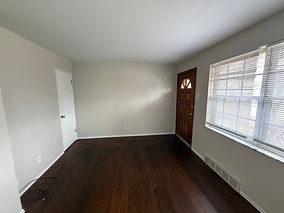 3rd image of 7763 Jerome Ave