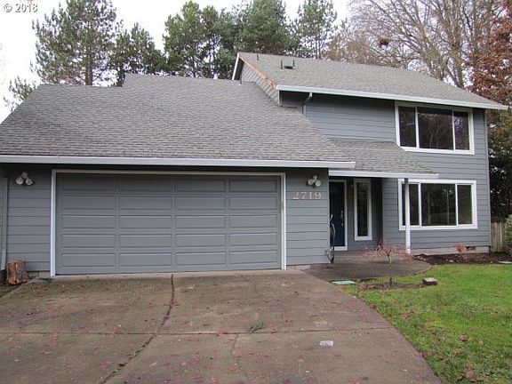 5th image of 2719 SE Sunflower Ct