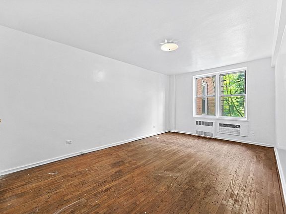 4th image of 820 Ocean Pkwy APT 508