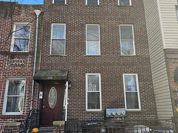 653 6th Ave, Brooklyn, NY 11215