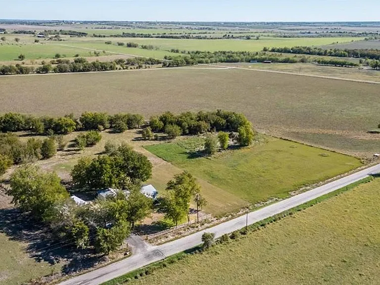 12802 County Line Rd — Photo 32