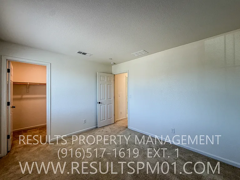 4329 Gentry Way — Photo 39