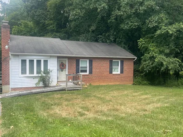 2211 Green Haven Way, Hampstead, MD 21074