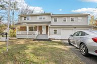 Hillcrest Rd-S2710-001.jpg