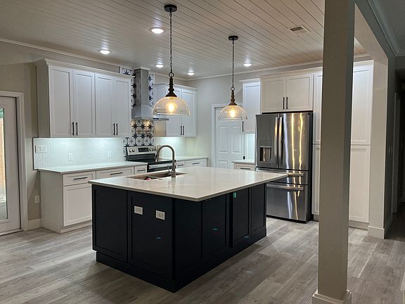 4th image of 315 Grand Oak Dr