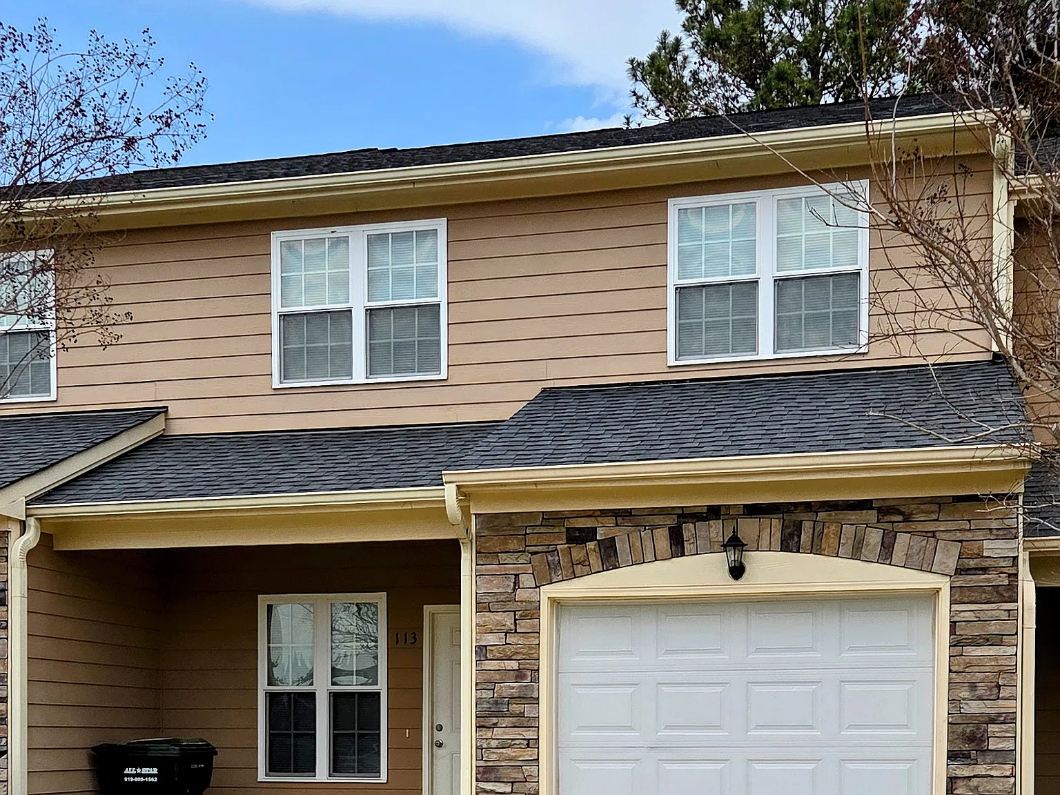 3 bed, 2.5 bath, 1697 sqft, $1,795 — Photo 2
