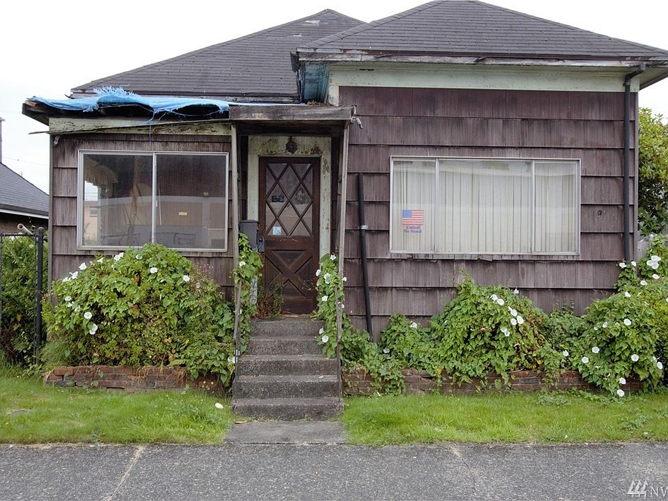 1st image of 605 W Wishkah St