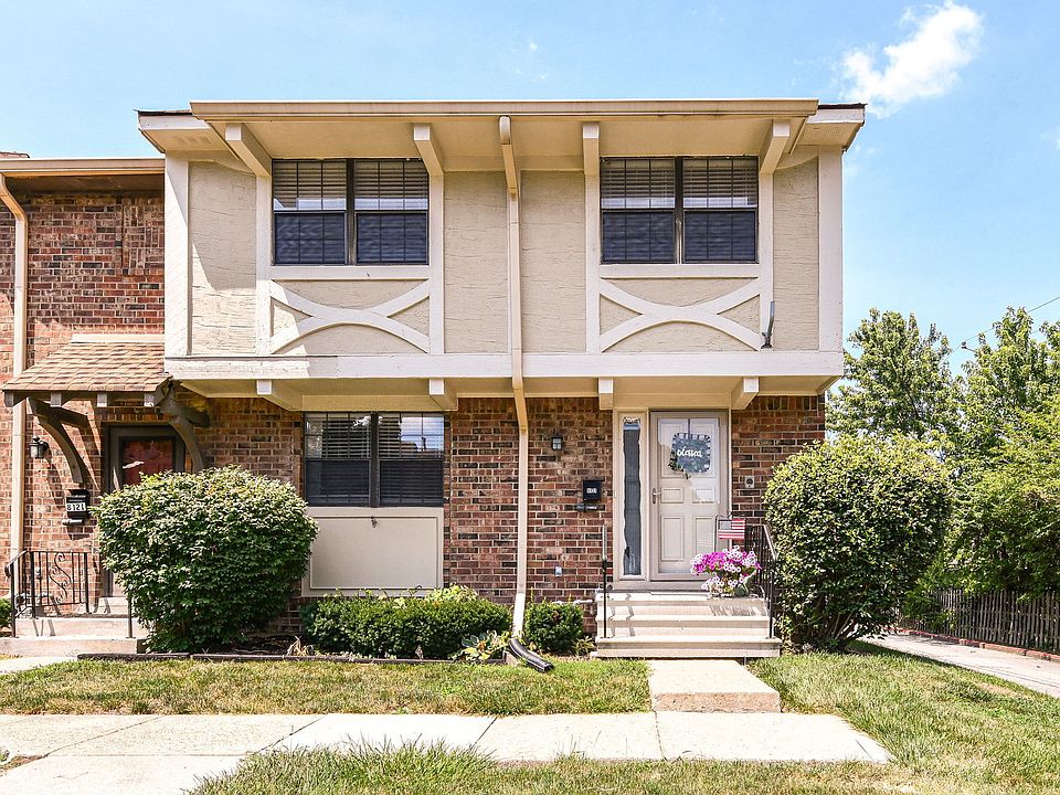 1st image of 8123 Bromley Pl