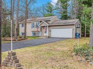 18984 Tall Timbers Dr, Howard City, MI 49329