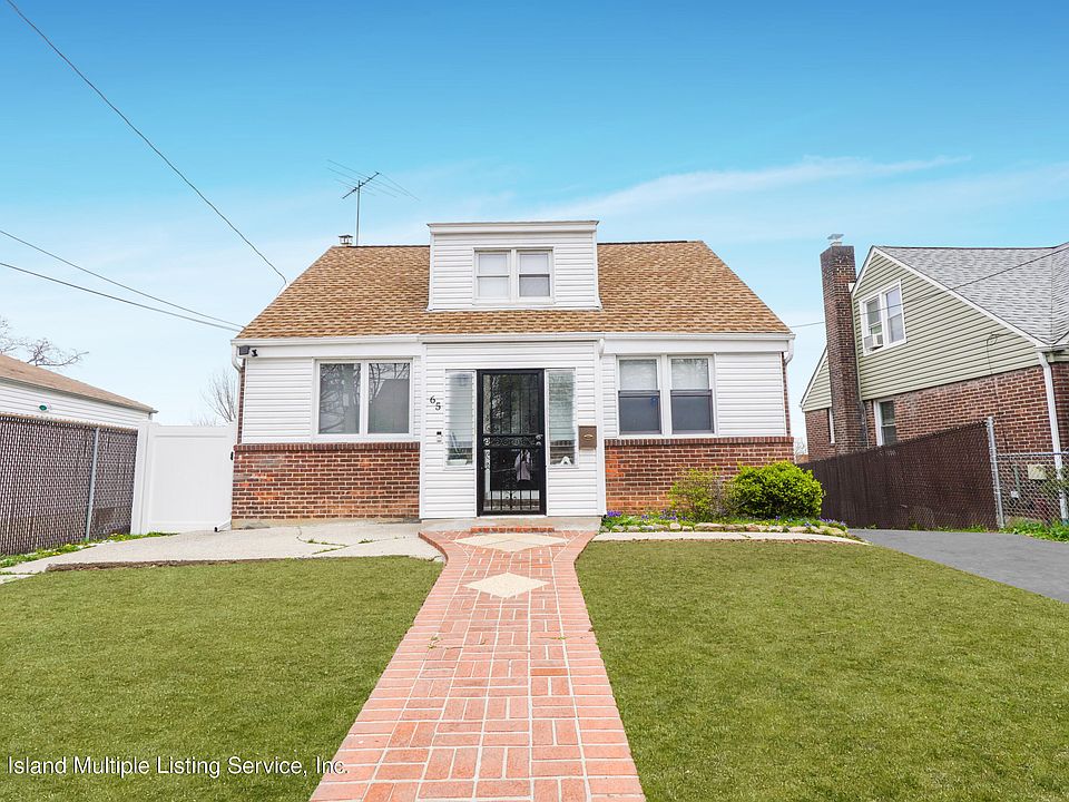 1st image of 65 Park Hill Ct