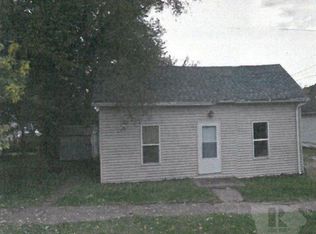 203 SW 2nd St, Leon, IA 50144