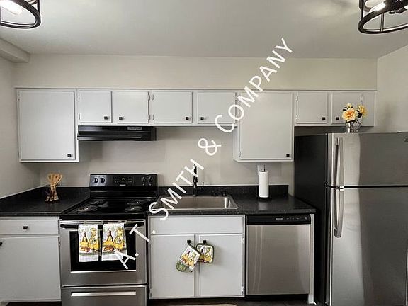 5th image of 8395 W 16th Pl APT 10