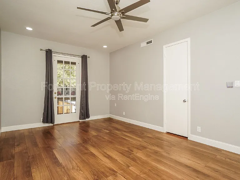 7711 Broadway #11C — Photo 9
