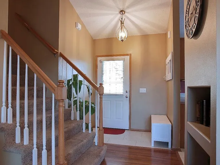 17282 Sprague St — Photo 2
